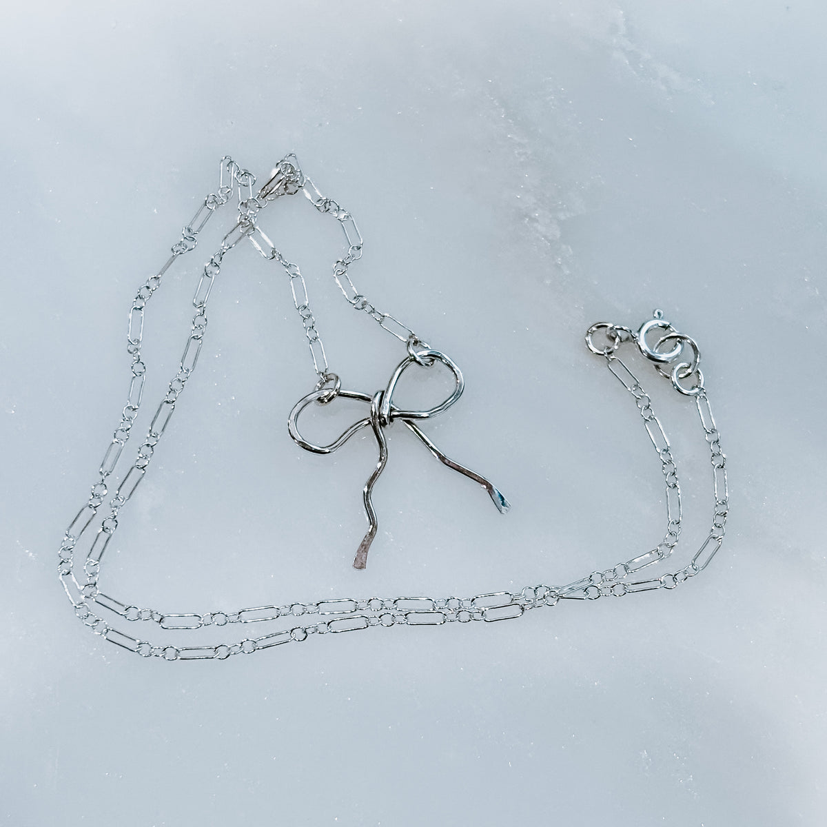 Bow Necklace