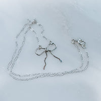 Bow Necklace