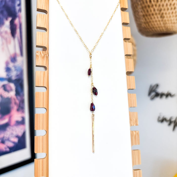 Garnet Lariat Necklace, length 18"