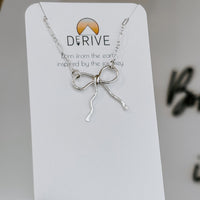 Bow Necklace