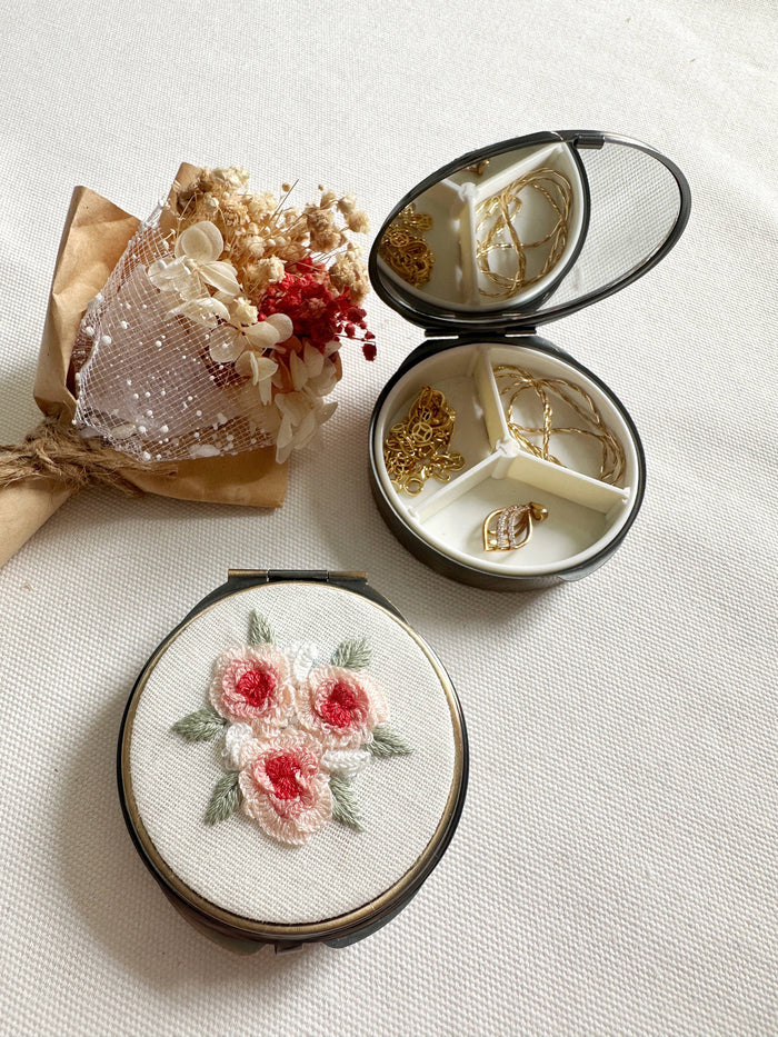 Floral Embroidered Round Jewelry Box With Mirror Pink Roses