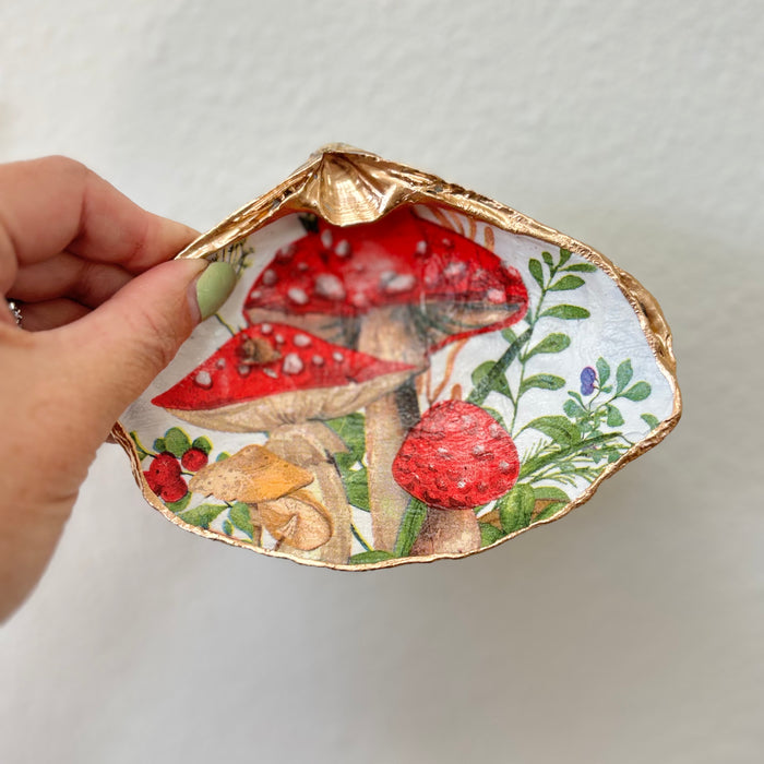 Mushroom Shell Jewelry Dish