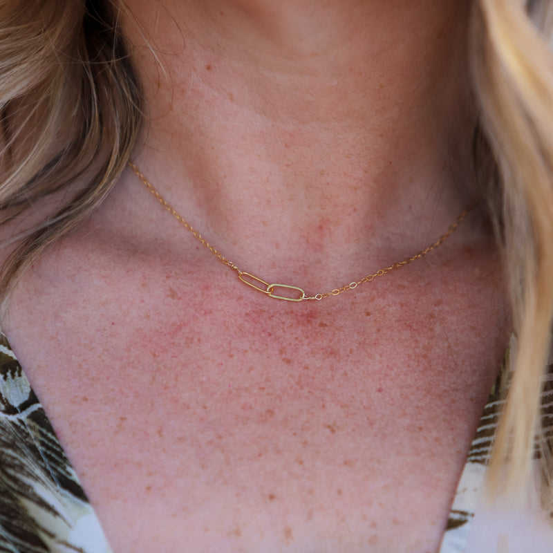 Connected Necklace (WS)