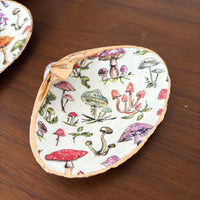 Fairy Mushrooms Shell Jewelry Dish