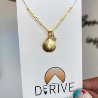 Shell Pendant Necklace