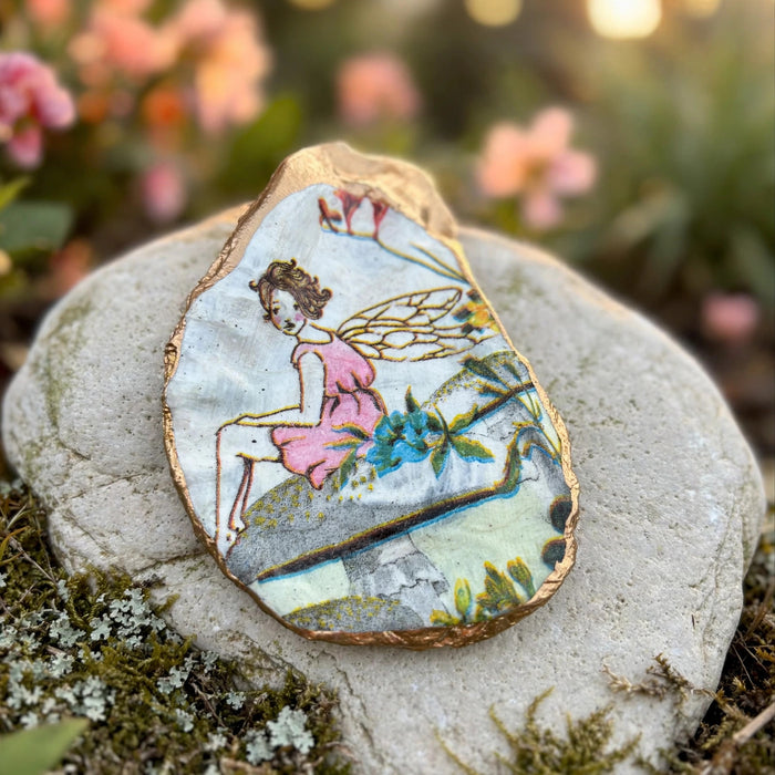 Pink Fairy Shell Jewelry Dish, Ever After garden photo